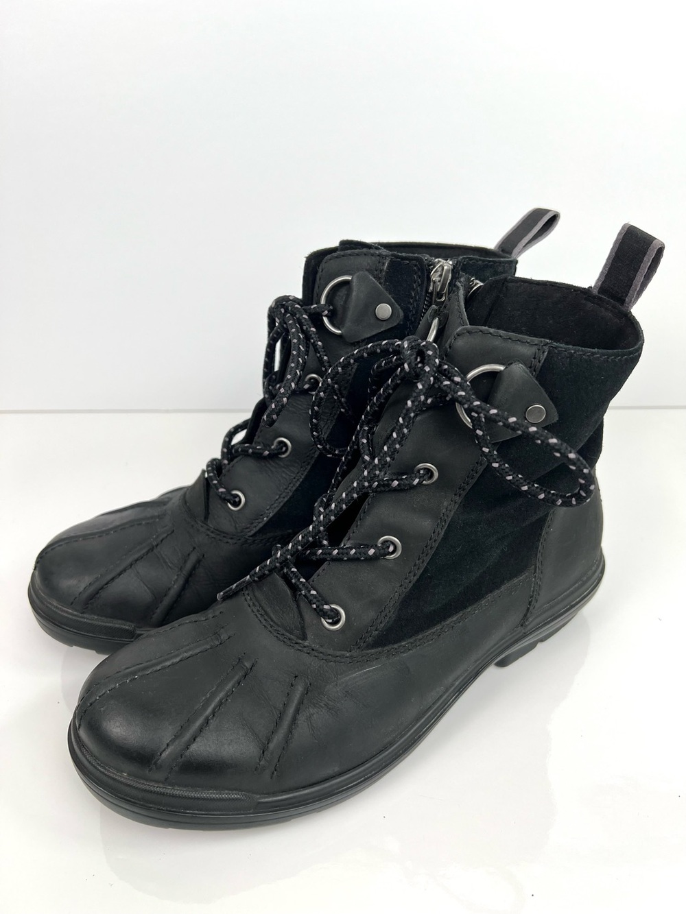 UGG Hapsburg Duck Waterproof Leather/Suede Boots 7.0 Black/Midnight Outdoor